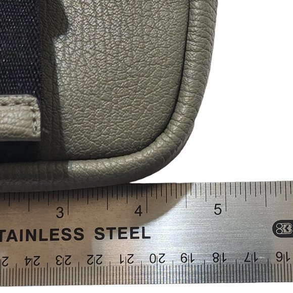 Calvin Klein Mini Flat Crossover Men s Pouch Bag - Picture 9 of 10